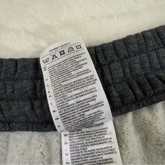 Adidas men’s lounge sweatpants with three stripe grey and black size XL - Picture 6 of 9